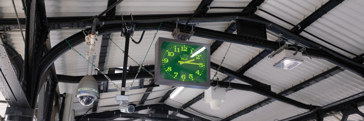 駅の時計9